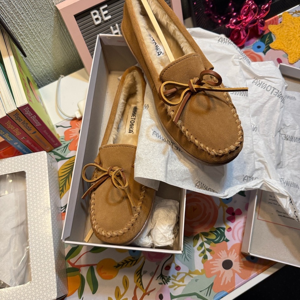 Minnetonka Golden Tan Suede Slippers - Picture 3 of 4